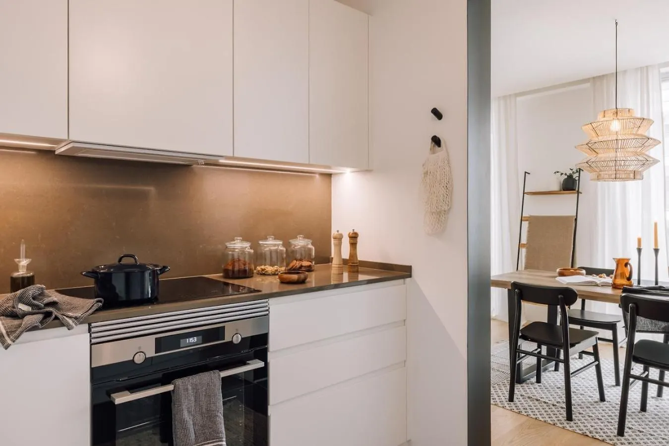 Telmest - 2 Bedrooms, Balcony In Santo Antonio Lisbon 0*,