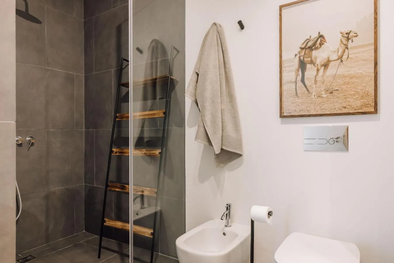 Telmest - 2 Bedrooms, Balcony In Santo Antonio Lisbon Apartment